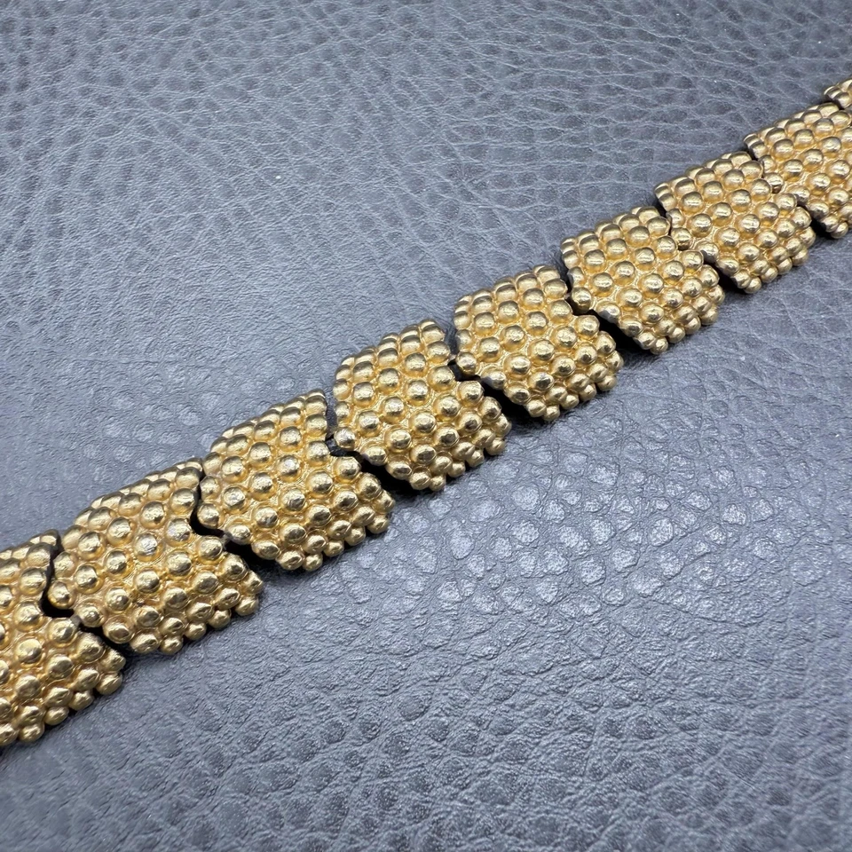 Pulsera Carolee Vintage Tono Dorado Texturizado Cuentas Eslabón Grueso Cadena Firmada Foto 2 de 4