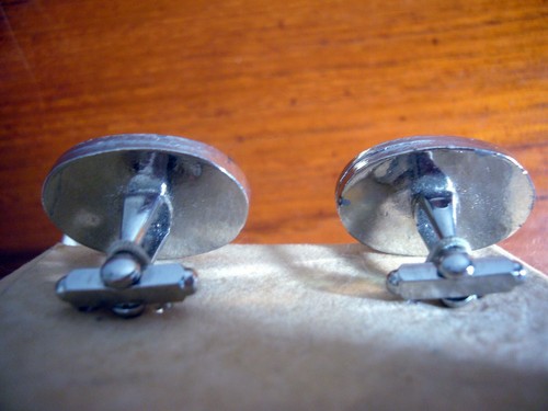 Vintage GUN CUFFLINKS REVOLVER Cuff Links Handgun NRA Silver - Picture 3 of 3