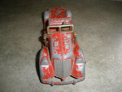 ミニカー Hubley toys truck&trailer Vintage Hubley Kiddie Diecast Toy Fire Truck With Fireman #473 Not