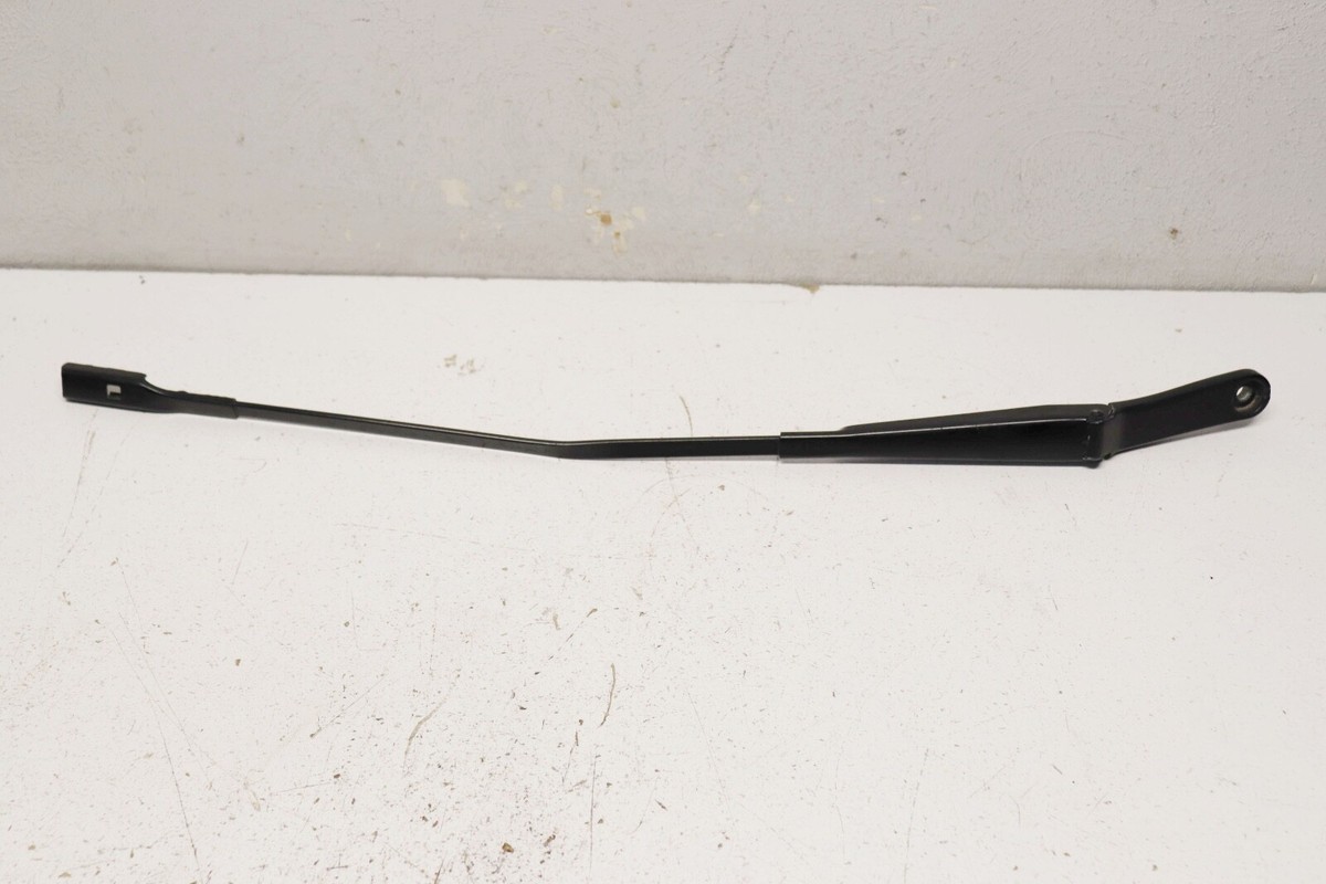 P104202 2012-2017 Audi A6 Front Windshield Wiper Arm Passenger