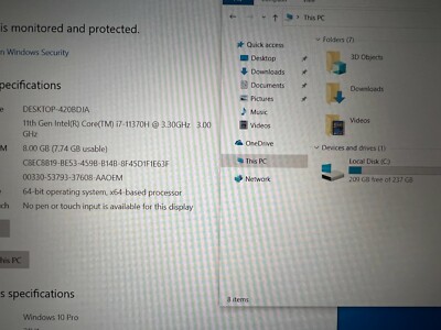 Dell Vostro 15 5510 Laptop Intel 11th i7-11390H 8GB 256GB Full HD