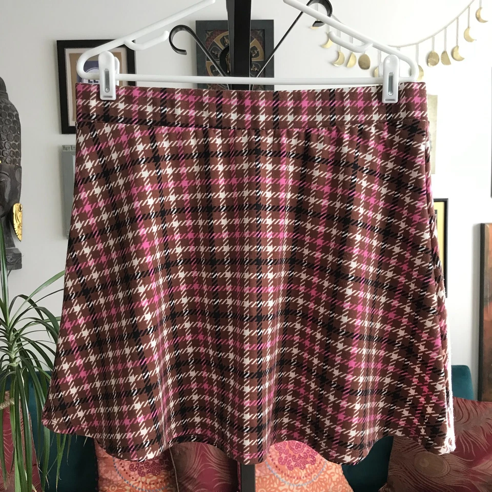 Minifalda MADDEN NYC talla XL marrón rosa y crema pata de gallo a cuadros línea A Foto 2 de 4