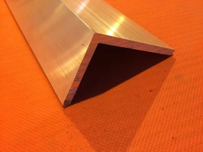 6063-T6/6082-T6 OFF CUTS ALUMINIUM ANGLE 3" x 2" x 1/4" (76mm x 50mm x 6.4mm) 1000mm long