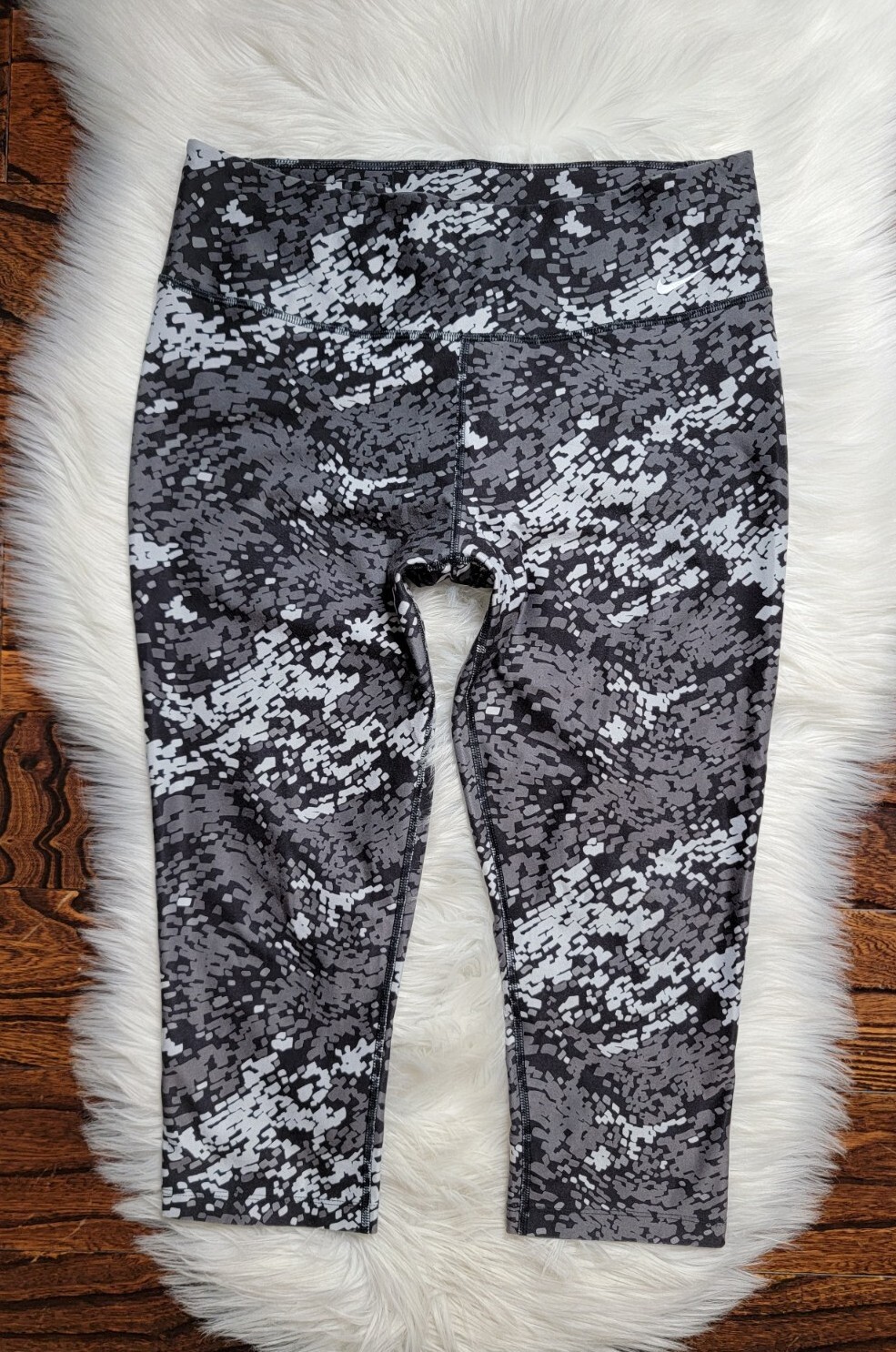 Leggings Nike Dri Fit Capri Correr Atlético Corte Para Mujer Talla Grande-image