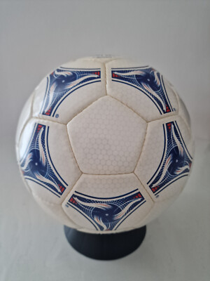 FIFA World Cup 1998 年 公式試合球 Adidas Official Match Ball Of The FIFA World Cup 1998