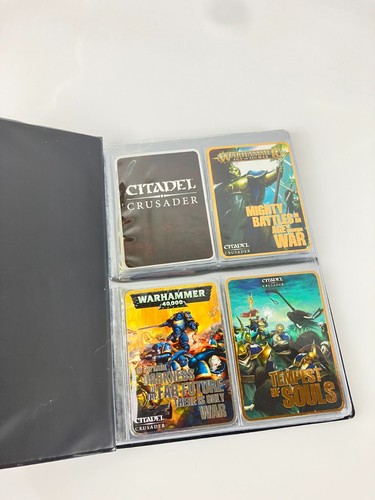 Carpeta de tarjetas folio Warhammer 40k Citadel Crusader álbum de 4 bolsillos usado - Imagen 2 de 3