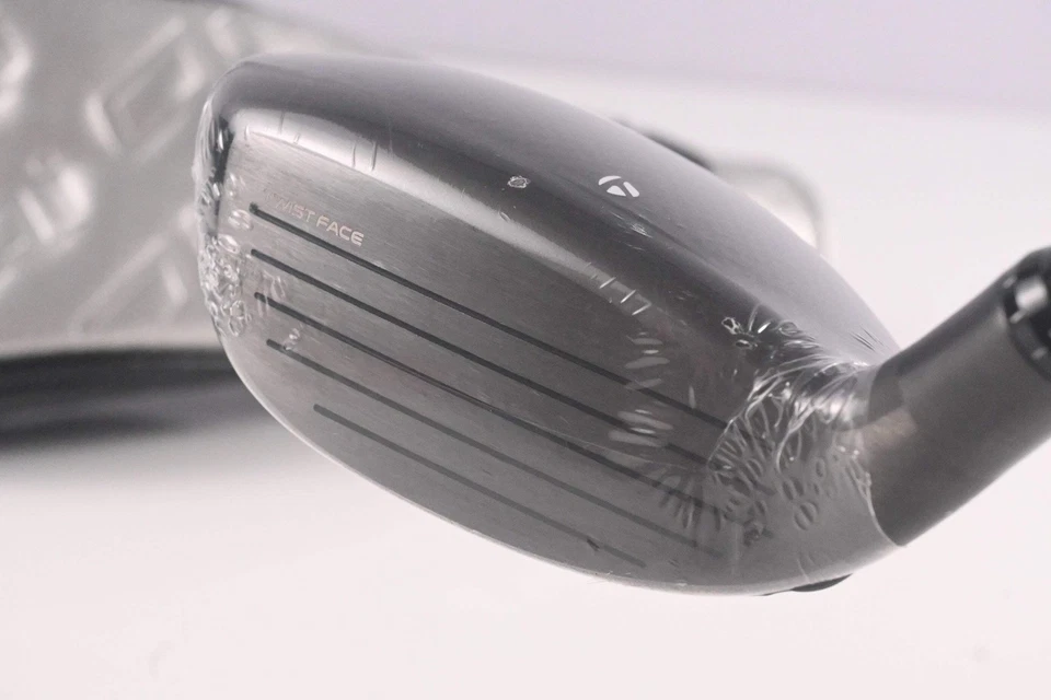 Taylormade Qi35 #4 Hybrid / 22 Degree / Stiff Flex Ventus Blue 7 Shaft - Image 4 of 4