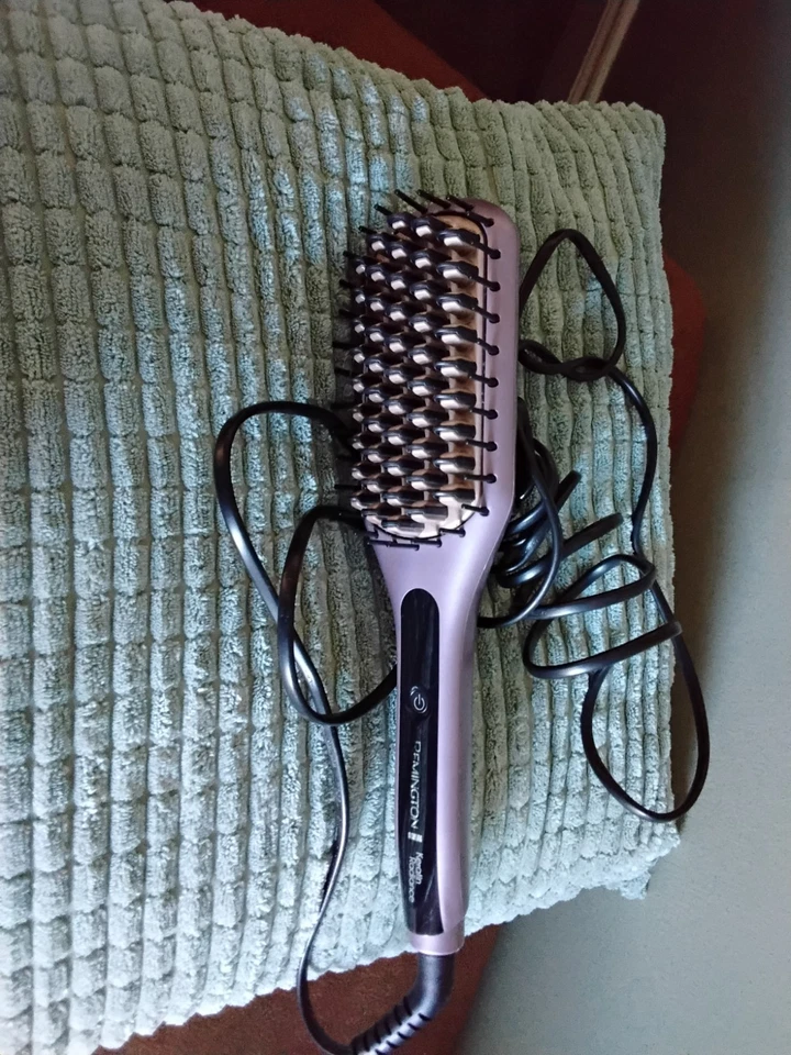 Remington Keratin Radiance Straightening Brush CB7401 Purple - Image 2 of 3