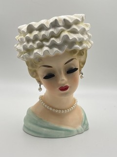 Vintage "Whipped Cream" Hat Lady Headvase