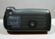 Nikon MB-D80 Battery Grip for Nikon D80 And Nikon D90 DSLR Cameras