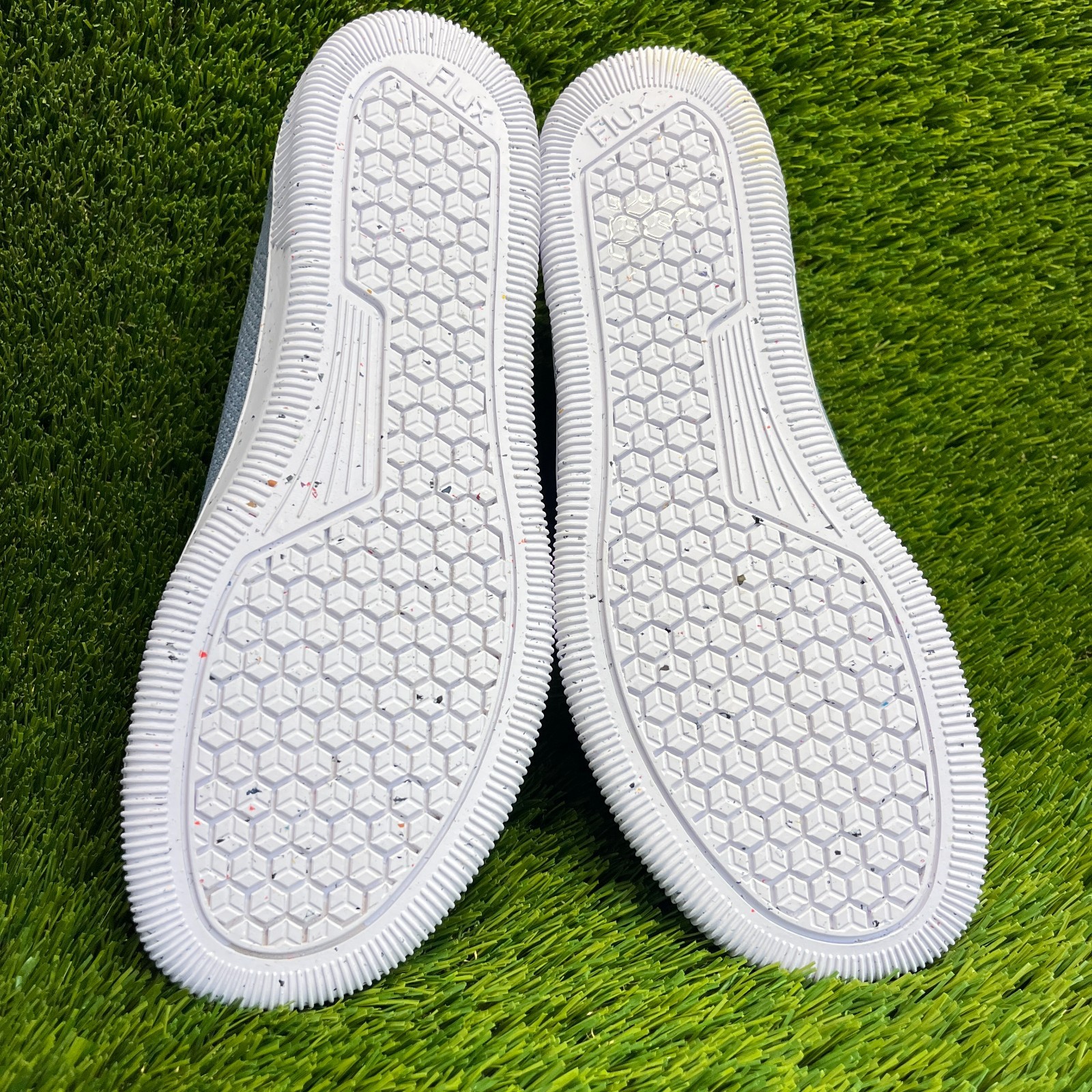 Flux Adapt Trainer Gray White Mens Size 12.5 Casual Athletic Knit Shoes Sneakers