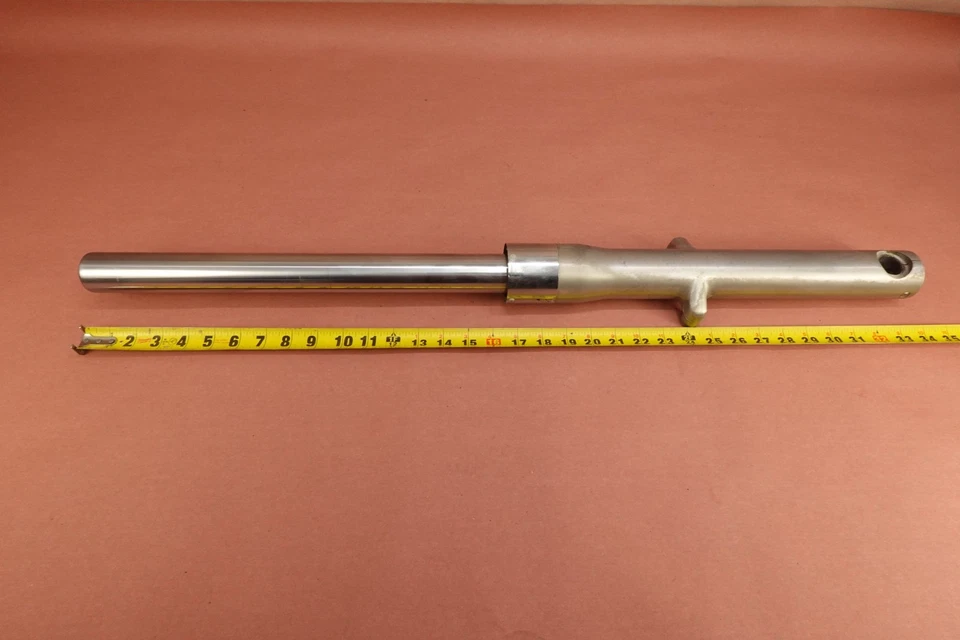 Suspensión de horquilla delantera derecha Kawasaki Vulcan 1500 VN1500E 1996-2008 Foto 2 de 4