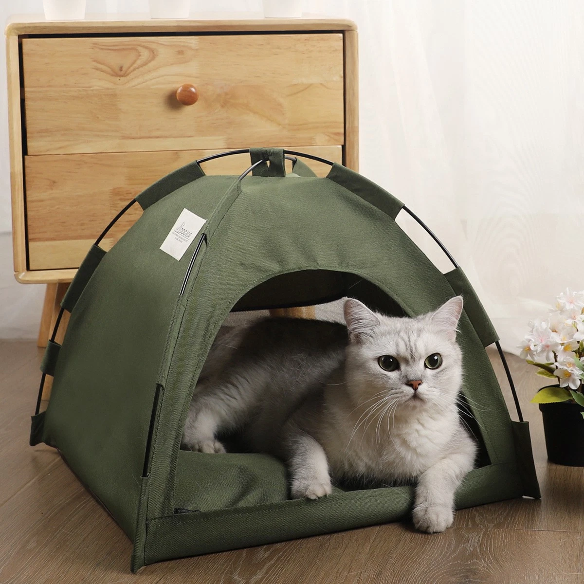Portable Outdoor Cat Camping Tent – Breathable, Foldable Pet Shelter.