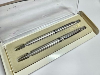 Mitsubishi Pencil Uni Jaguar Etching Mechanical Pencil Ballpoint Pen Unused