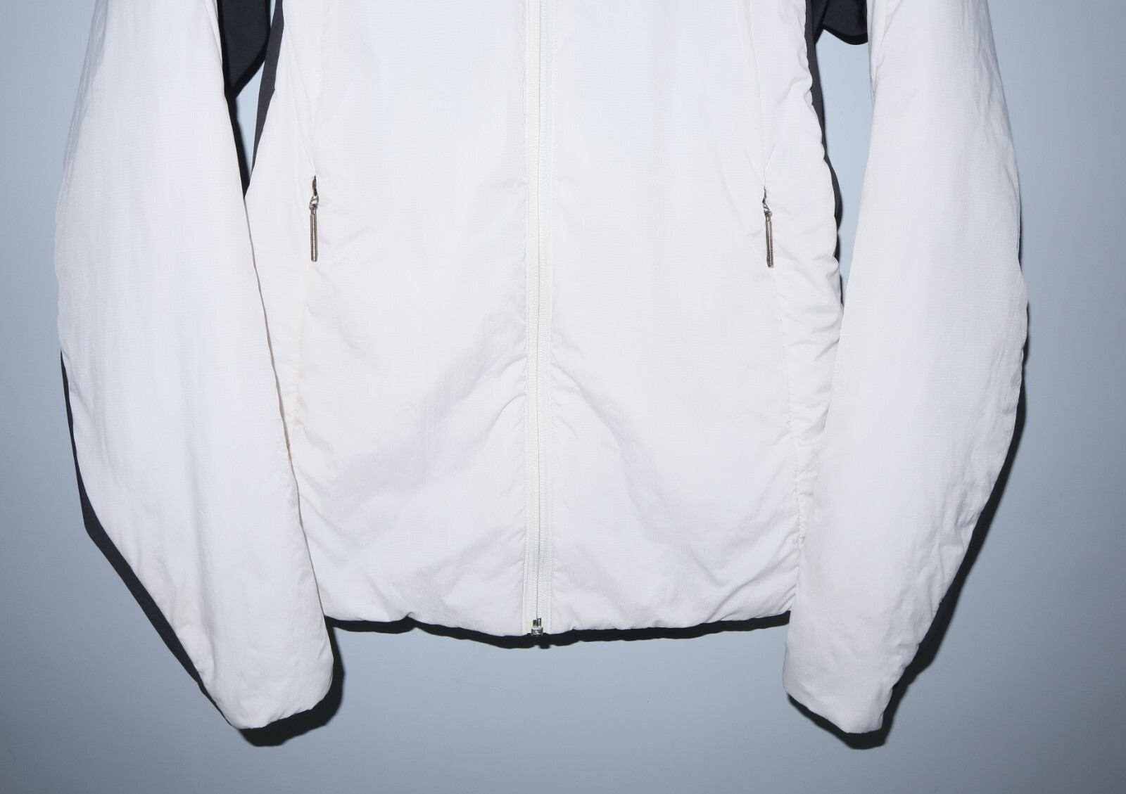 ARC'TERYX Giacca Ceva isolata Coreloft da donna bianca gelo leggera taglia M