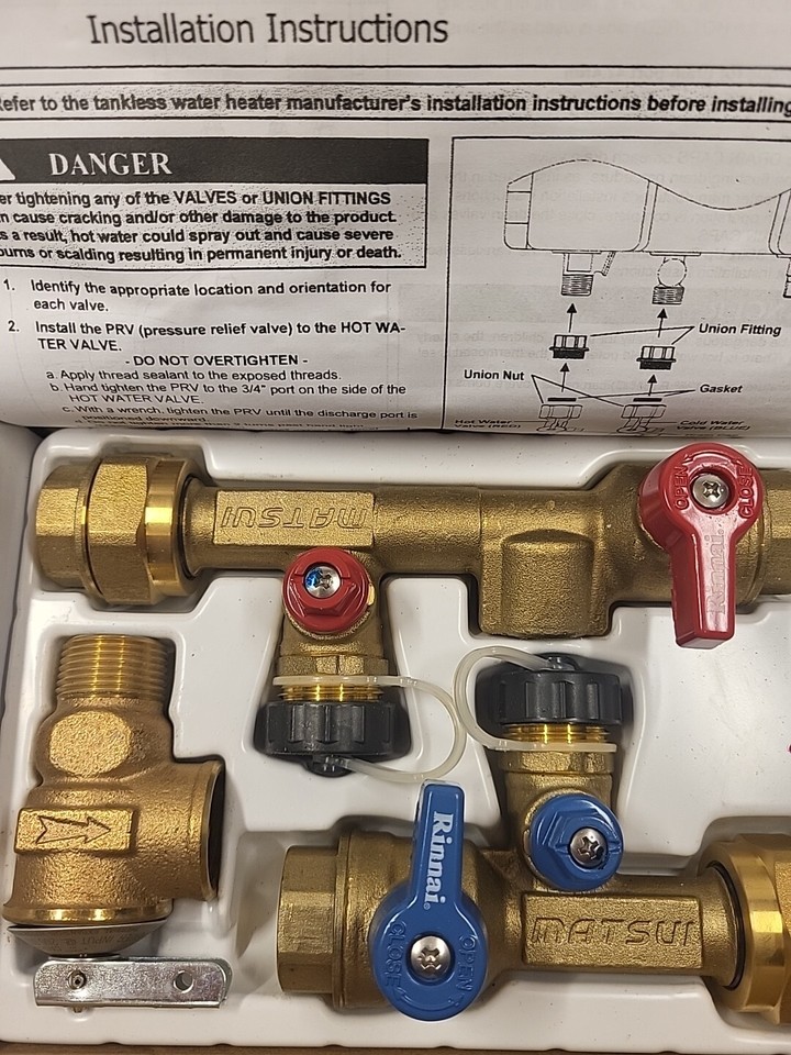 Rinnai 3/4" Isolation Valve Kit (Hot And Cold) For Tankless Water