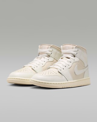 nike women's air jordan 1 high ベージュ Jordan Women's Air Jordan 1 Mid 