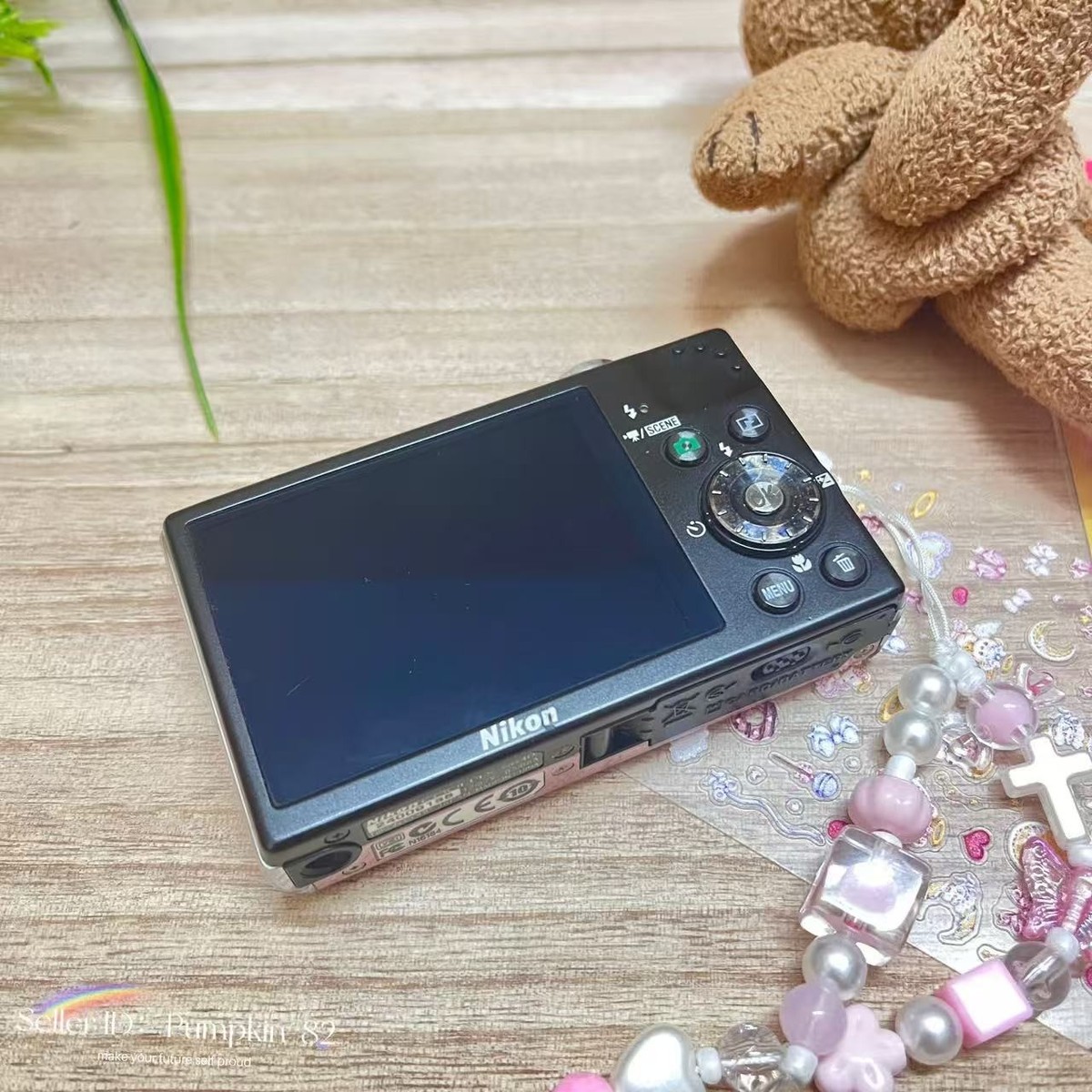 Nikon COOLPIX S640 12.2MP 5x Optical Zoom Digital Camera Pink