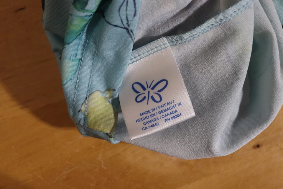 Blusa sin mangas con estampado floral azul Weekenders para mujer mediana Foto 3 de 3