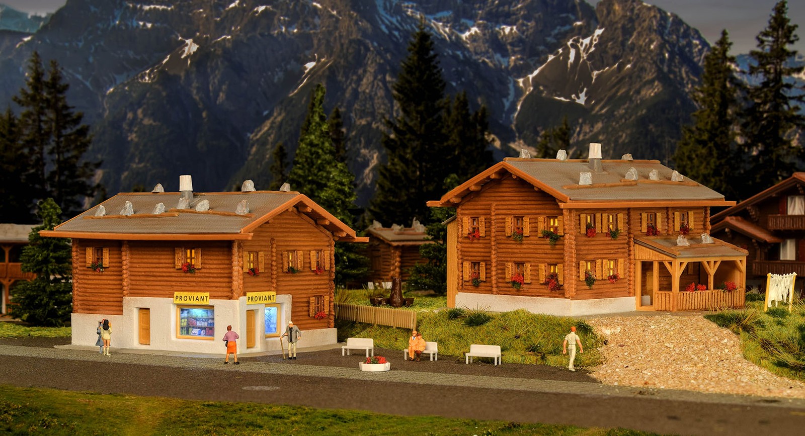 Kibri 37030 - N Rural Houses Sertig, 2 Pieces - New