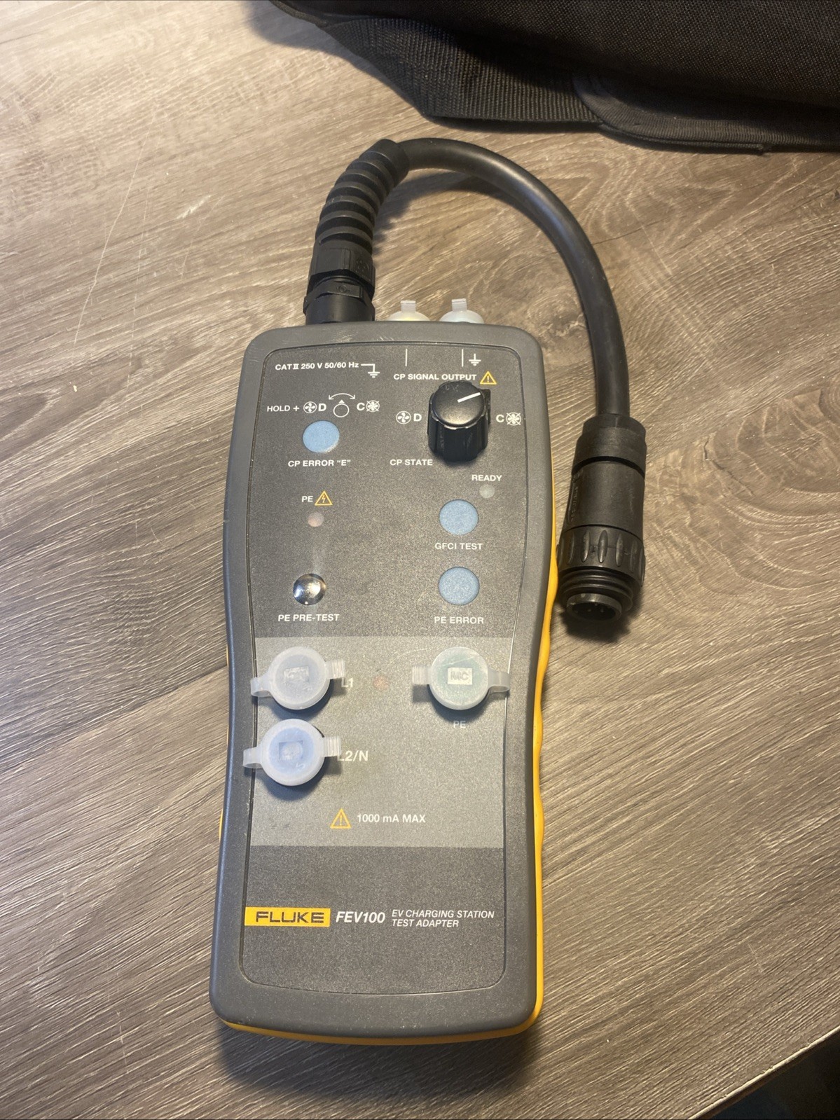 Fluke FEV100/TY1 KIT EV Charging Station Test Adapter 87V Multimeter Leads