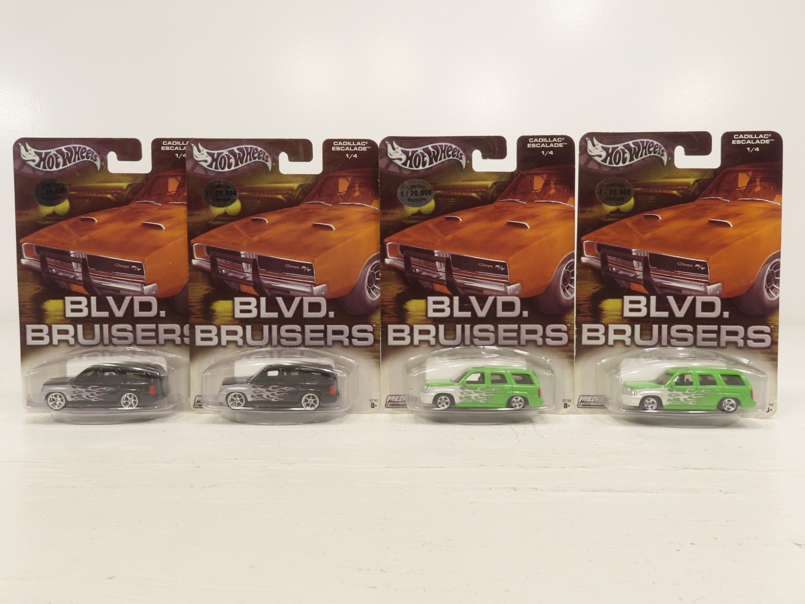 Mattel G7763 & G3769 Hot Wheels Blvd. Bruisers Lot of 4 NIB 12183