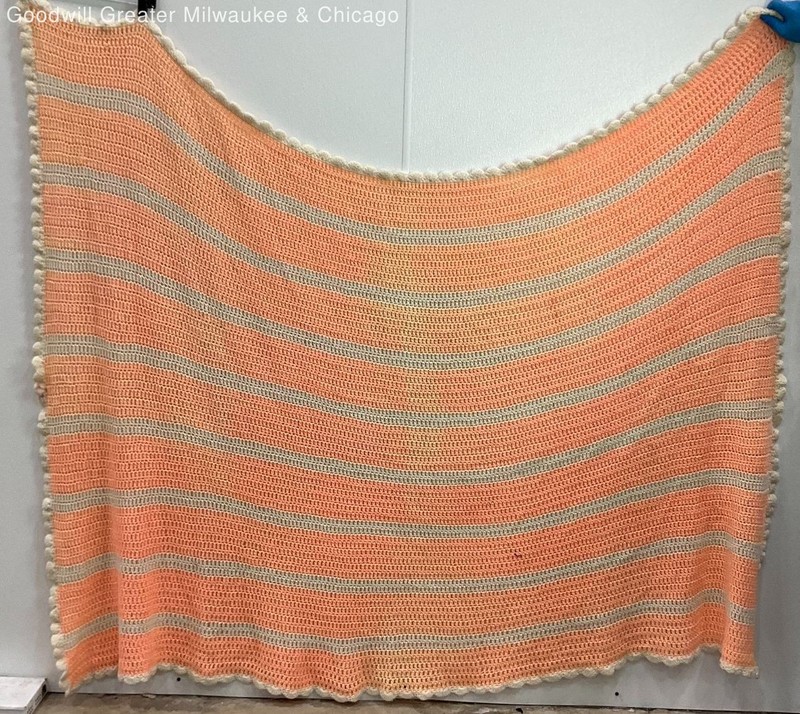 Peach & White Scalloped Edge Afghan Crocheted Large Granny Throw Blanket