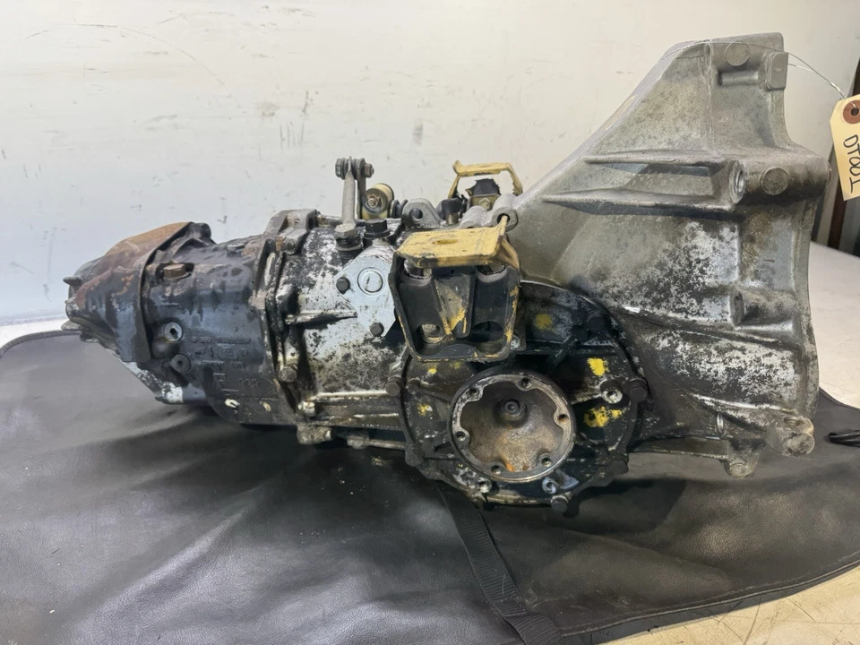Porsche 944 5 Speed Transaxle - Image 3 of 4