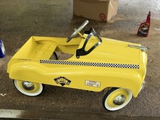 Vintage GEARBOX CHECKERED YELLOW CAB Pedal Car NYC Taxi Cab VGC  Original