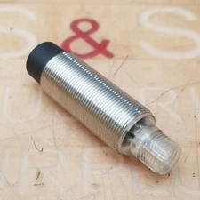 Balluff BES M18MG-PSC16F-S04K Inductive Sensor, 4 Pin - USED