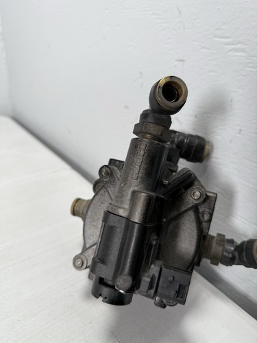 2018-2024 FREIGHTLINER CASCADIA REAR ABS BRAKE RELAY VALVE WABCO 4420010061 OEM - Picture 3 of 10