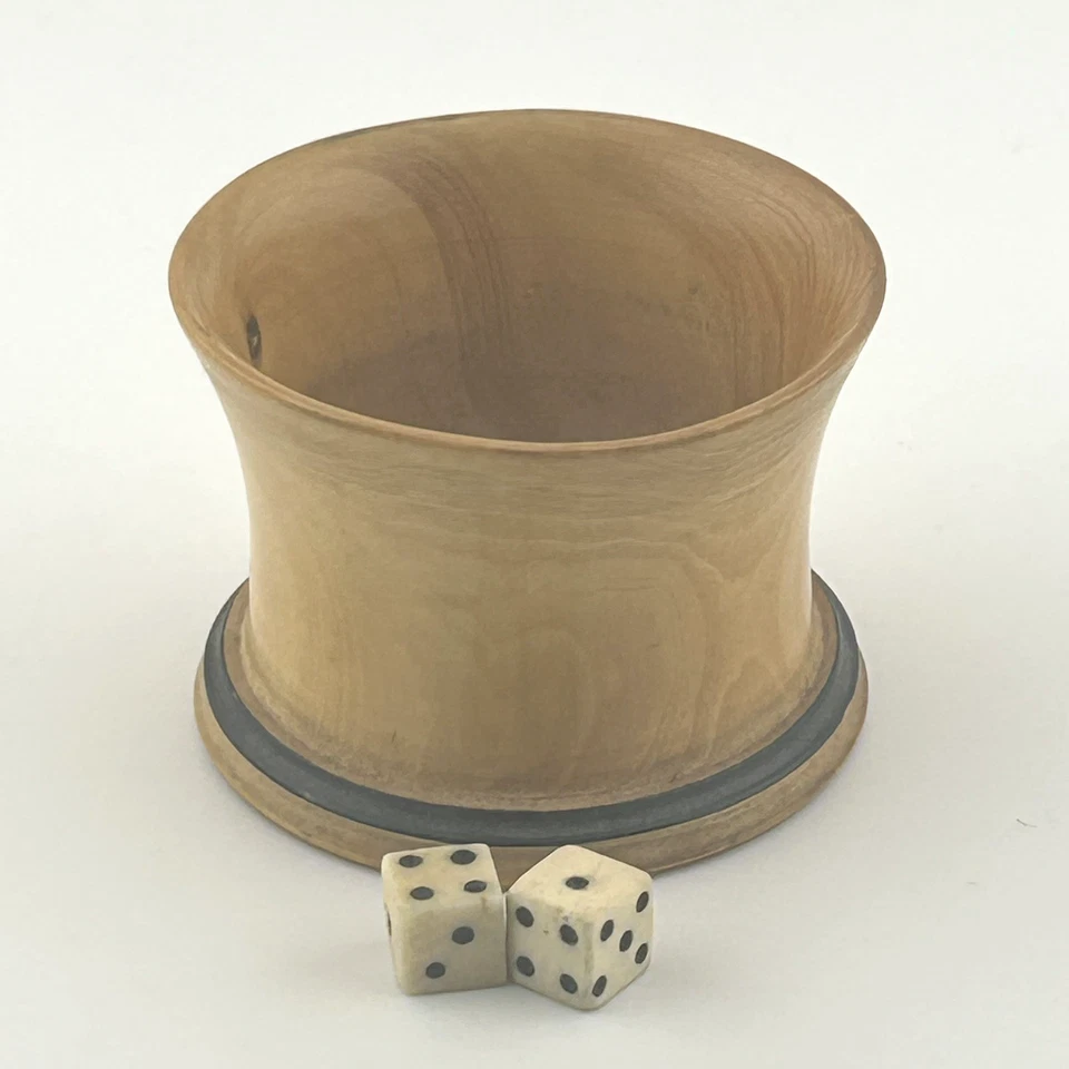 Vintage Turned Treen Wooden Dice Shaker Cup and 2 x Antique Hand Carved Dice - Image 3 of 4
