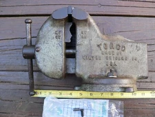 TORCO Made by Willton Chicago USA Bench Wise - 3 1/2'' Jaw ,  1940s -1950s