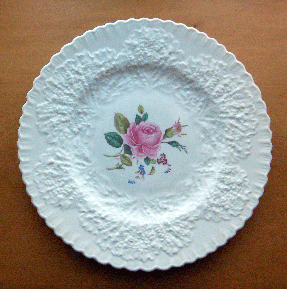 Spode England bone china Bridal Rose dinner plate~retired~Pristine