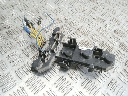 Volkswagen Golf IV 1999 Diesel Glühbirnenhalter Heckleuchte 1J6945257 UST132432