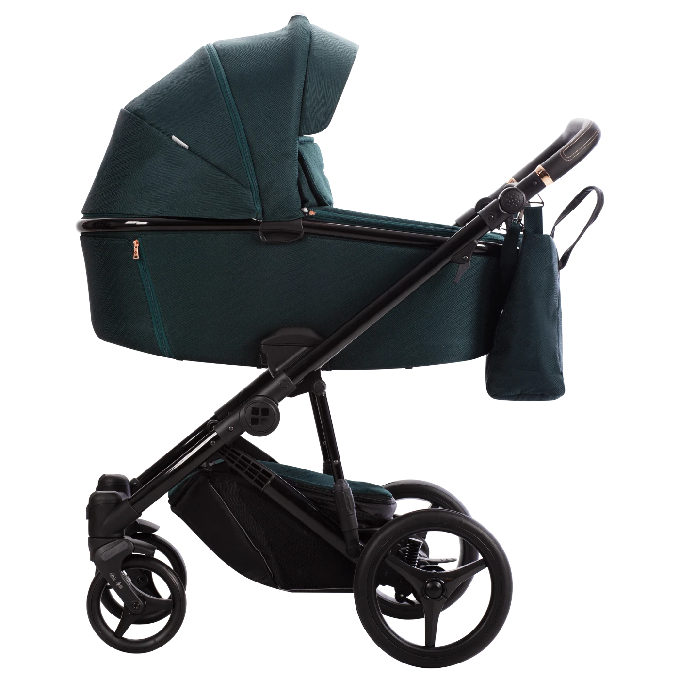 5901497114315 LOREN PRAM - PC GLOSS 02/PUR BEBETTO