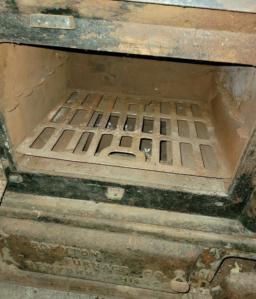 ANTIQUE Cast IRON Wood Cook Stove Gas Coal Rare In Need Of Love - Image 4 of 4