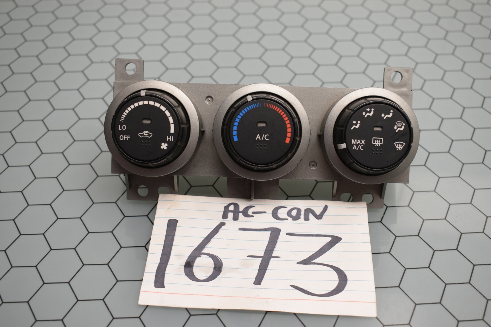 2005 2006 Nissan Altima AC and Heater Control Used Stock #1673-AC 