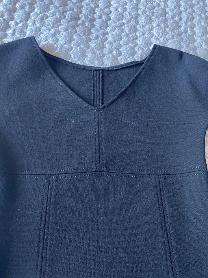 Vestido negro Alessandro Dell’Acqua I40 UK8 Foto 3 de 4