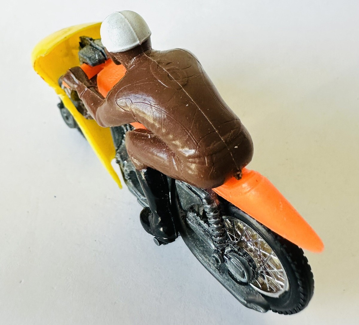 Hot Wheels Rrrumblers 1971 Rip Snorter Motorcycle w Brown Rider