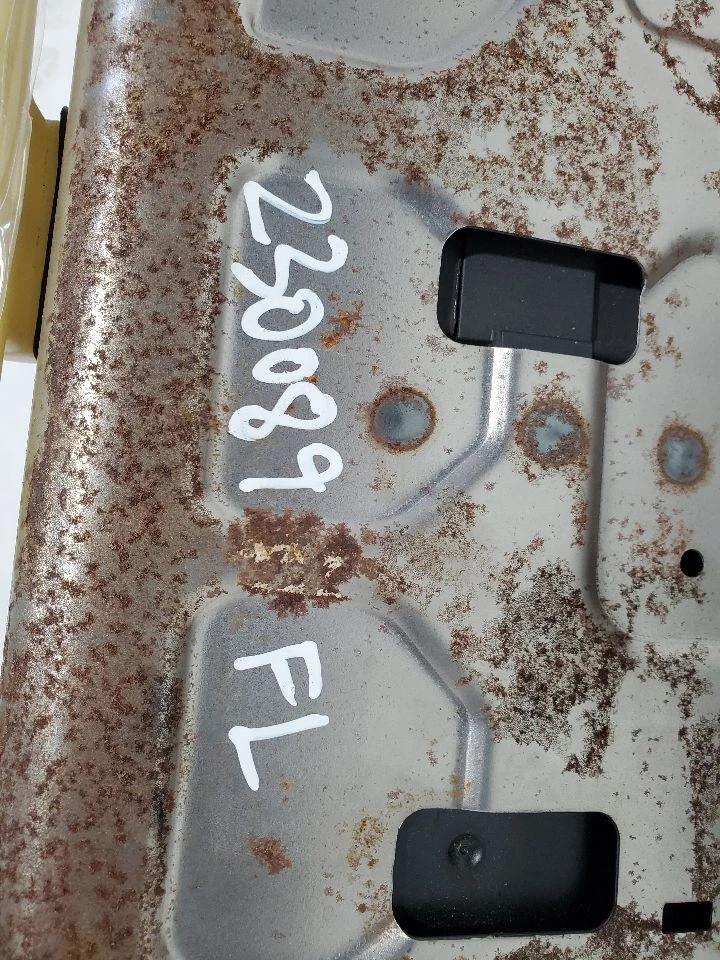 Front Left Seat Track LTZ OEM 2013 Chevrolet Silverado 2500 - Image 4 of 4