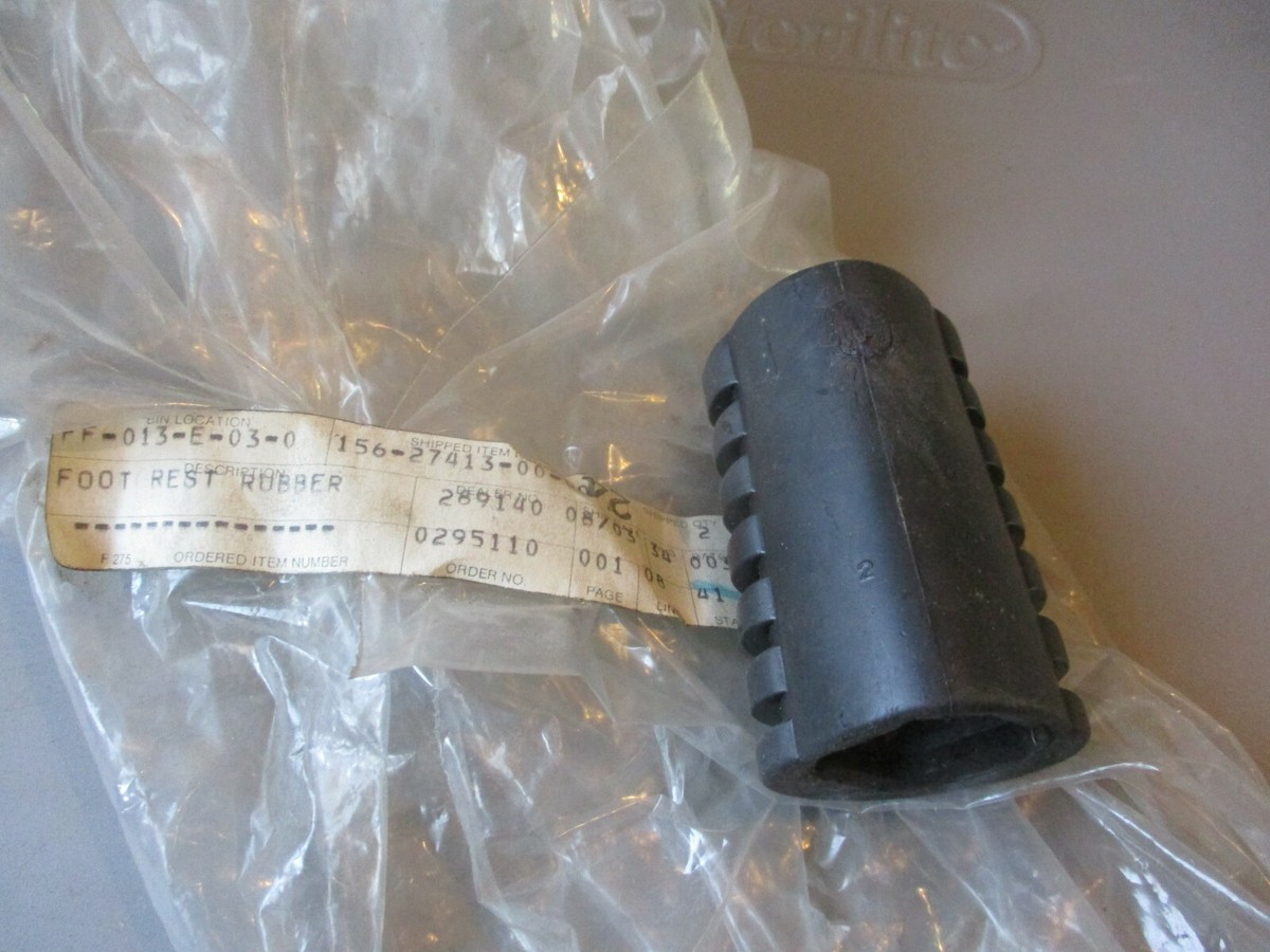 NOS Yamaha OEM Footrest Cover 1973-1975 RD350 RD250 1968 YR2