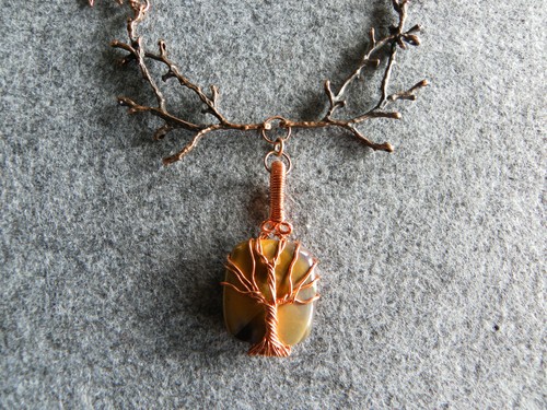 Copper twig necklace with swallows & wire-wrapped laguna lace agate tree-of-life - Picture 10 of 10