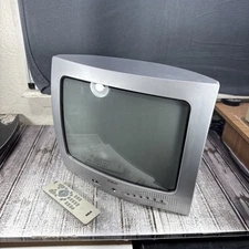 Vintage RCA 13" Retro Gaming CRT TV with Remote E13320  w/Remote