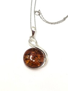 Sterling Silver Baltic Amber Round Swan Shape Pendant  Necklace 18"
