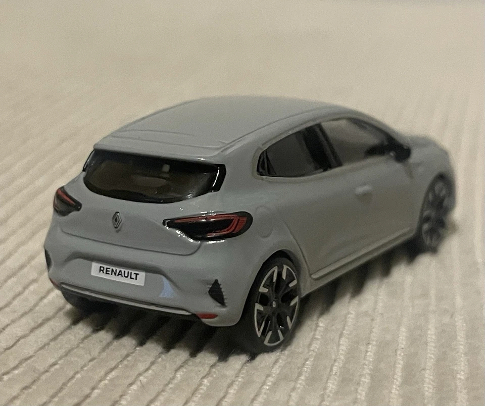 Modellino Norev Renault Clio 5 V 1/64 3 Inches 1:64 Auto Nuova Senza Scatola - Immagine 4 di 4