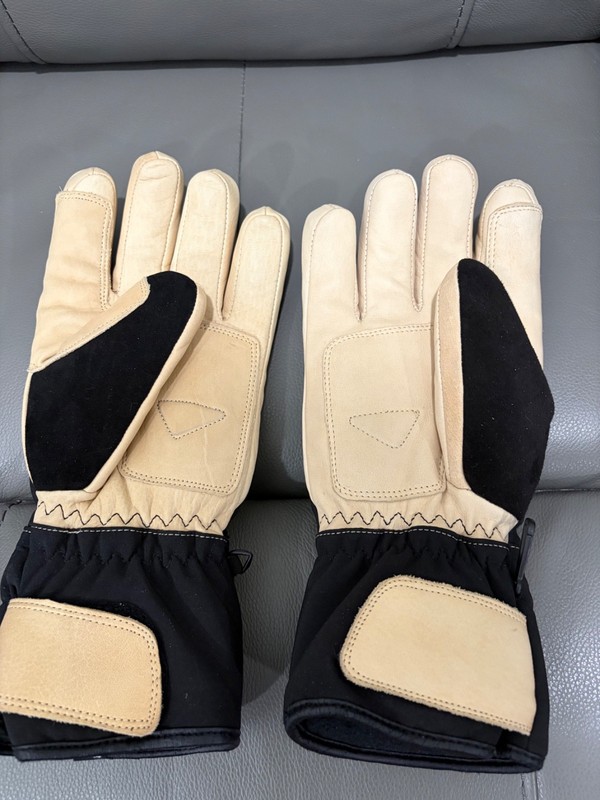 Free The Powder (FTP ) Pro Ski Glove / Size Men’s XL - NEVER Used
