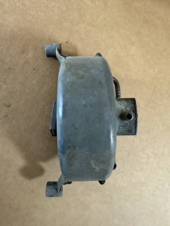 1955 1956 1957 Chevy BelAir Trico Vacuum Windshield Wiper Motor Untested - Image 3 of 4