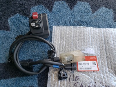 HONDA NC750XD RIGHT SWITCH ASSEMBLY THROTTLE AND SHIFTING 35135-MKW-D13 2021-24