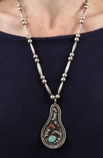 Vintage Southwestern Navajo Silver Nuggets Turquoise Coral Pendant Necklace